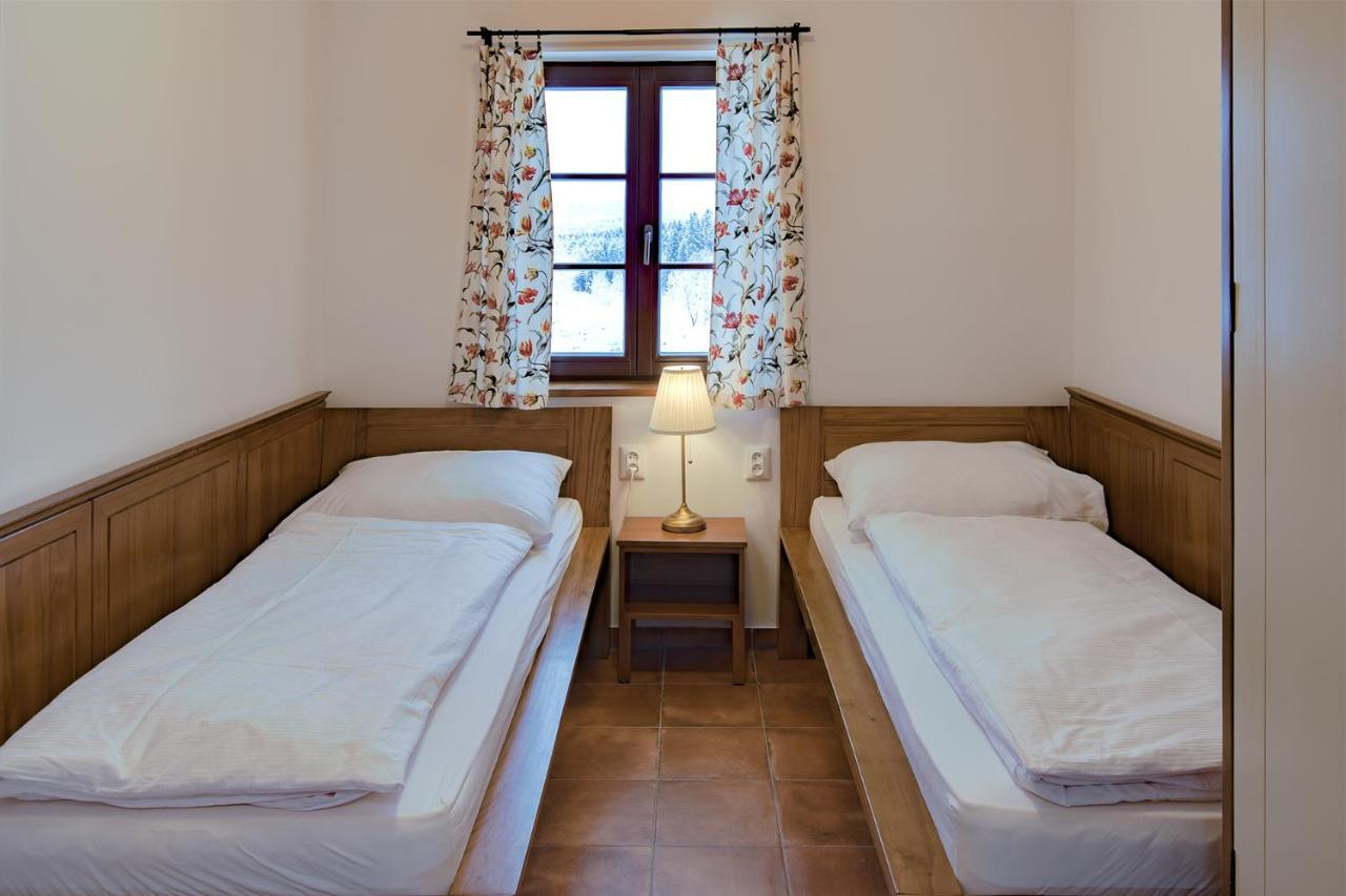 Dvur Liskovy Vrch Hotell Strazny Eksteriør bilde